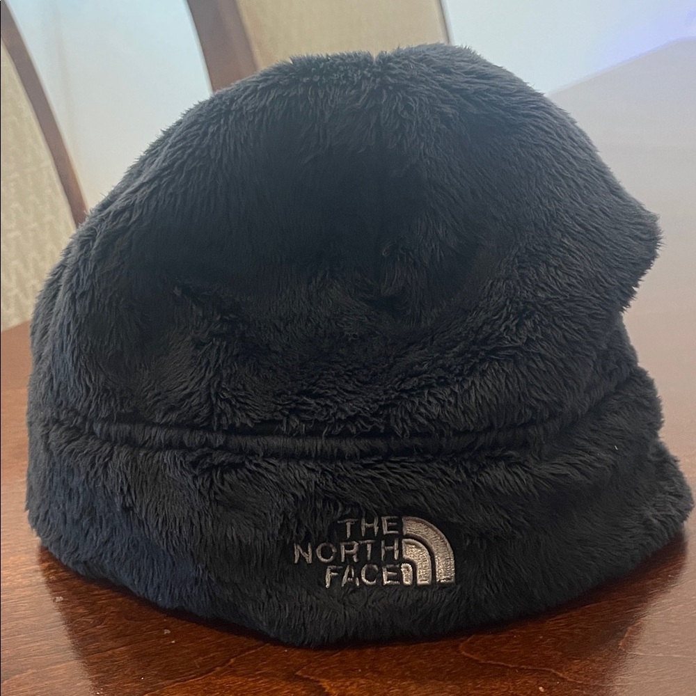 Youth The North Face beanie. Soft Faux Fur Fabric. RN#61661.